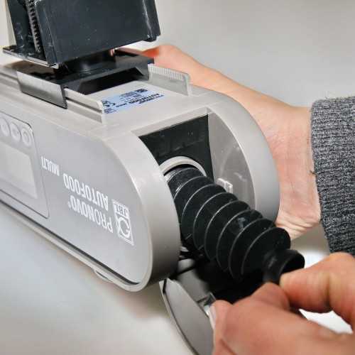 copy of Programmable Automatic Fish Food Feed...